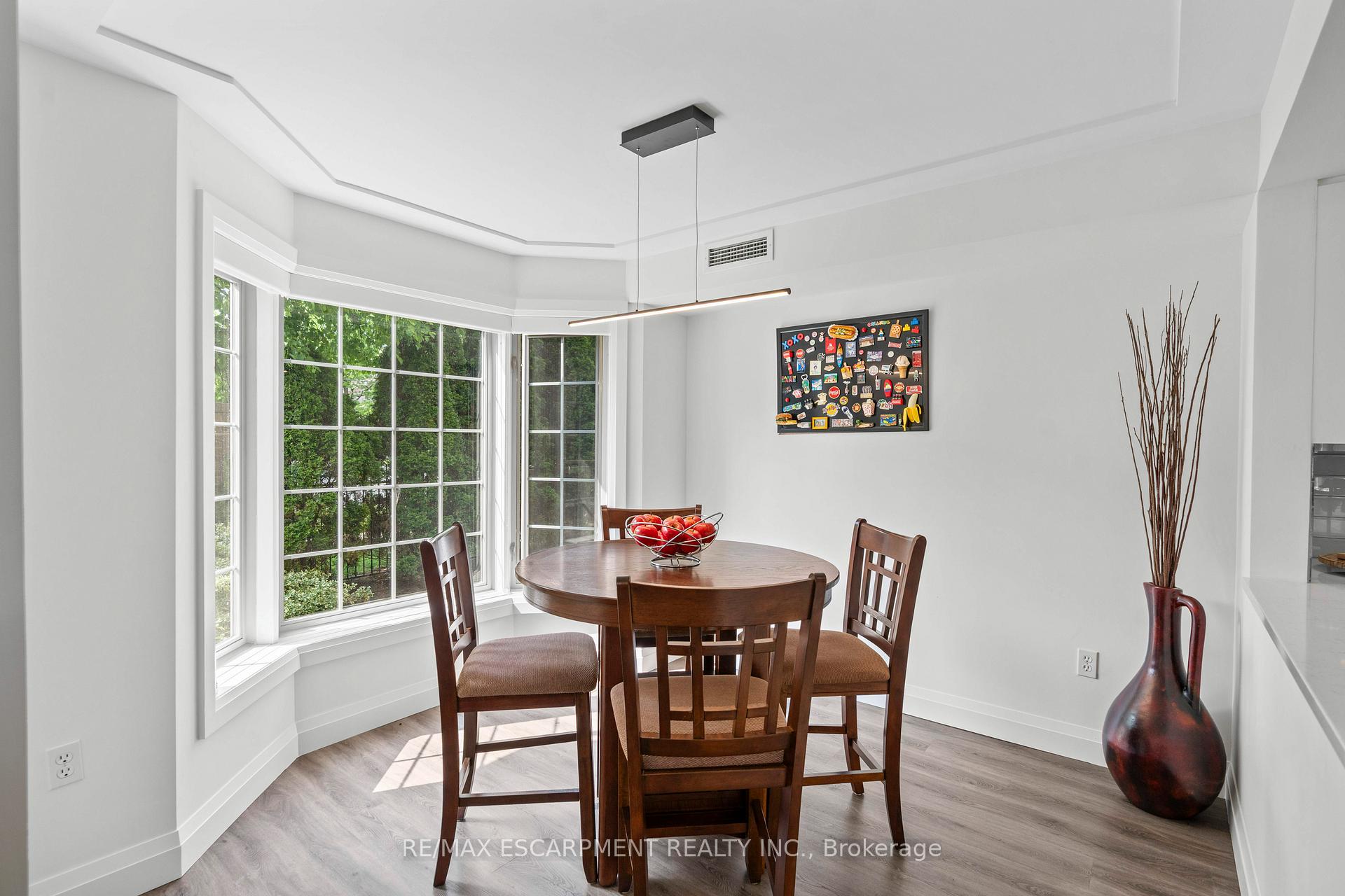 Photo 17 of Unit 101, 216 E Plains Road W, Burlington, Bayview — HOMEH