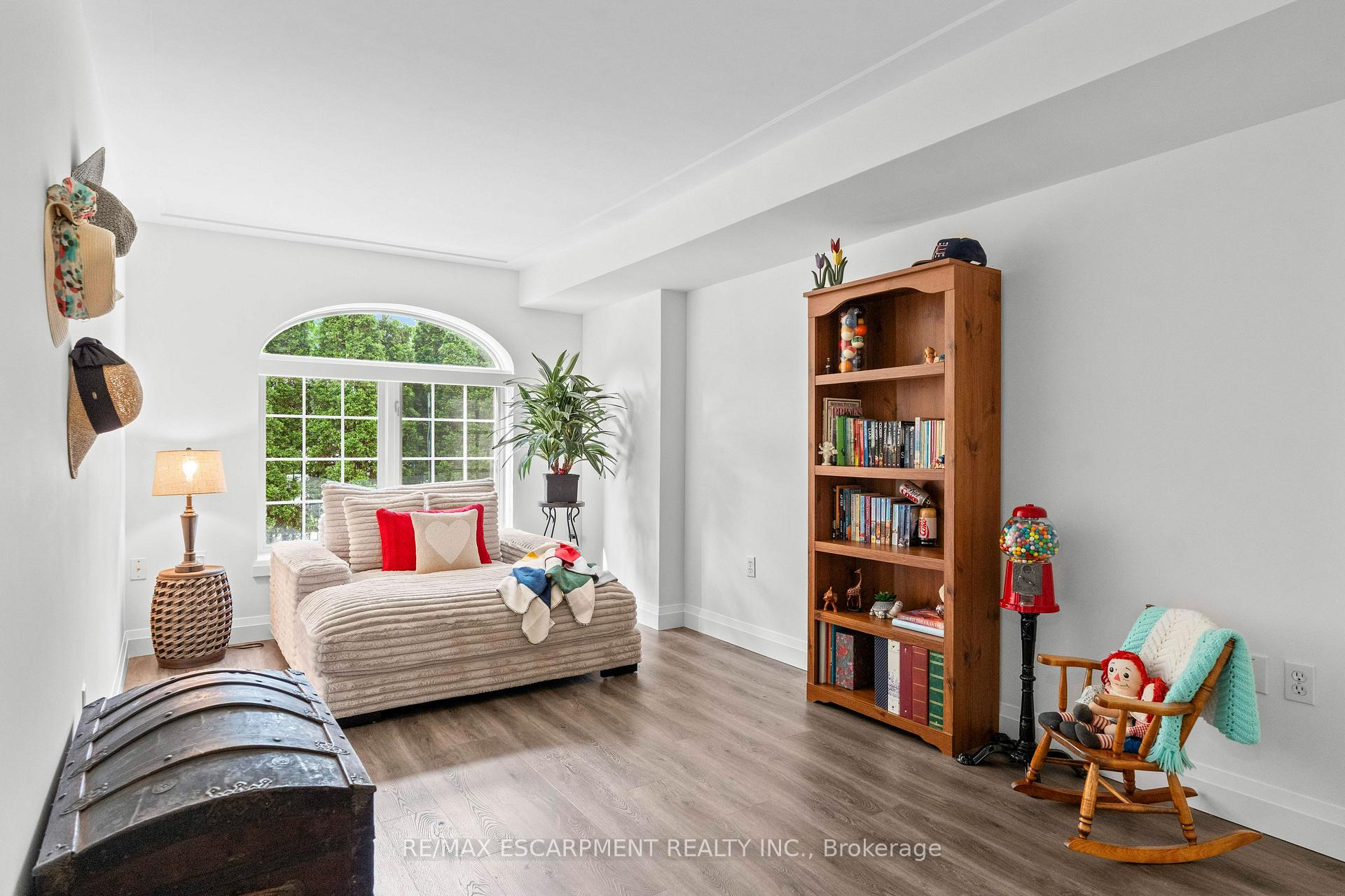 Photo 20 of Unit 101, 216 E Plains Road W, Burlington, Bayview — HOMEH