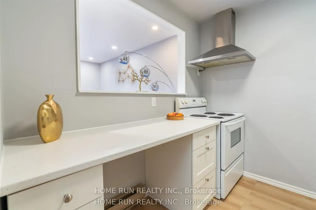 Photo 6 of Unit 22, 2610 Draper Avenue, Ottawa, Redwood Park — HOMEH