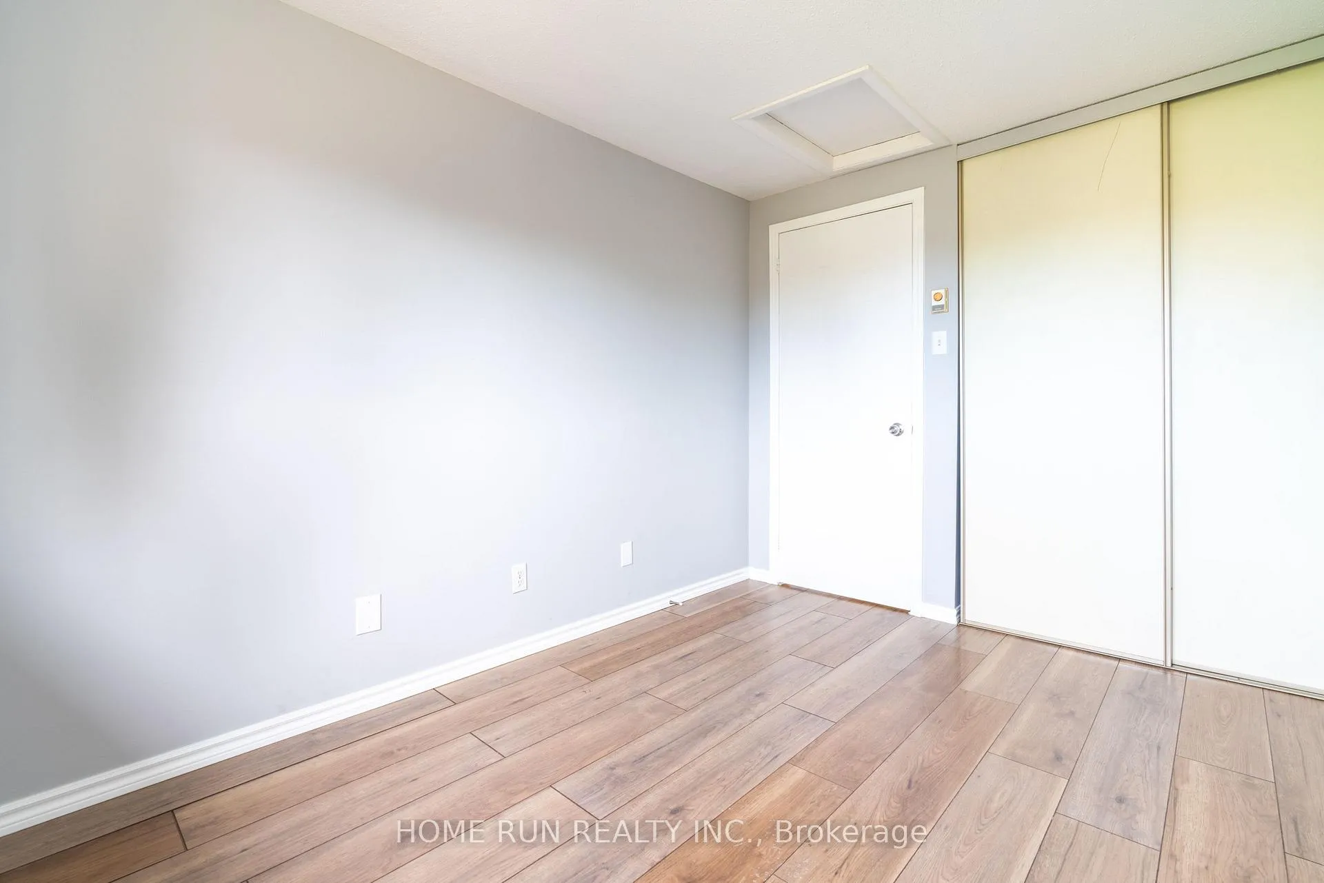 Photo 17 of Unit 22, 2610 Draper Avenue, Ottawa, Redwood Park — HOMEH