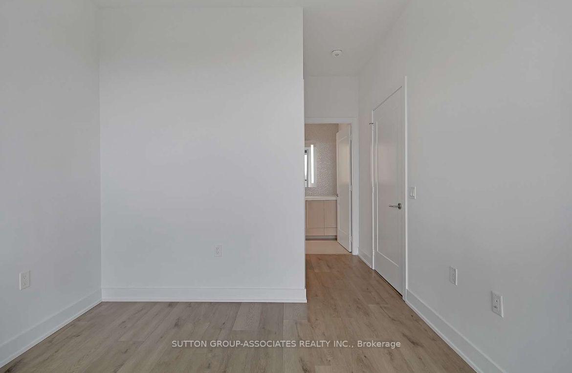 Photo 13 of Unit 327, 585 Bloor Street E, Toronto, North St. James Town — HOMEH