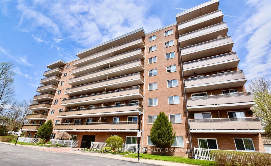 Front of Unit 406, 414 Blake Street