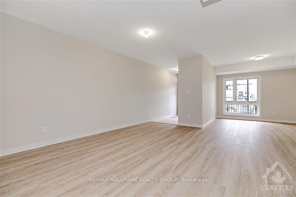 Photo 9 of 506 PARNIAN Private, Ottawa, Barrhaven - Half Moon Bay — HOMEH