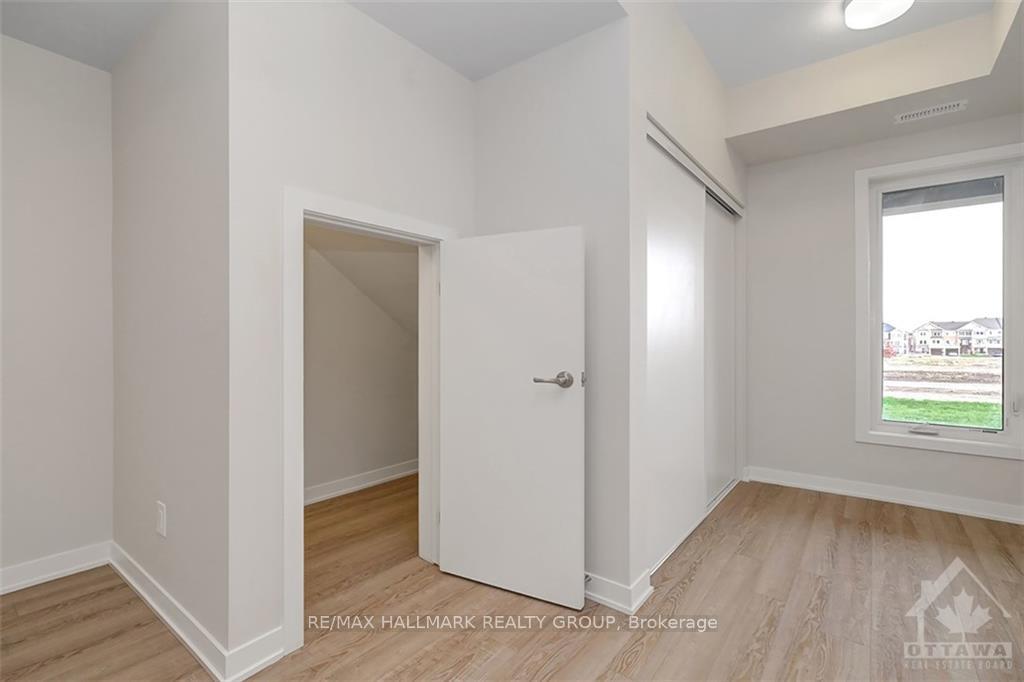 Photo 12 of 506 PARNIAN Private, Ottawa, Barrhaven - Half Moon Bay — HOMEH