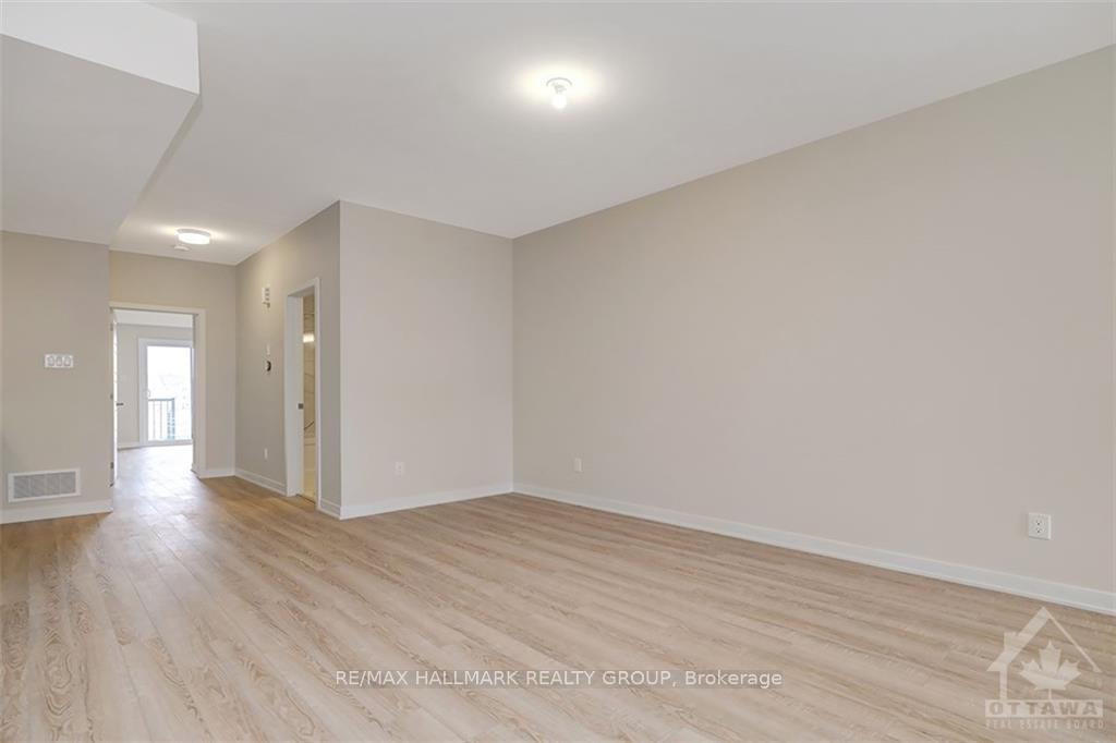 Photo 16 of 506 PARNIAN Private, Ottawa, Barrhaven - Half Moon Bay — HOMEH