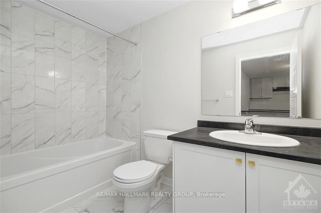 Photo 17 of 506 PARNIAN Private, Ottawa, Barrhaven - Half Moon Bay — HOMEH