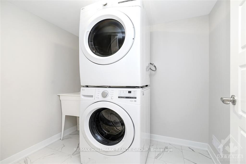 Photo 27 of 506 PARNIAN Private, Ottawa, Barrhaven - Half Moon Bay — HOMEH