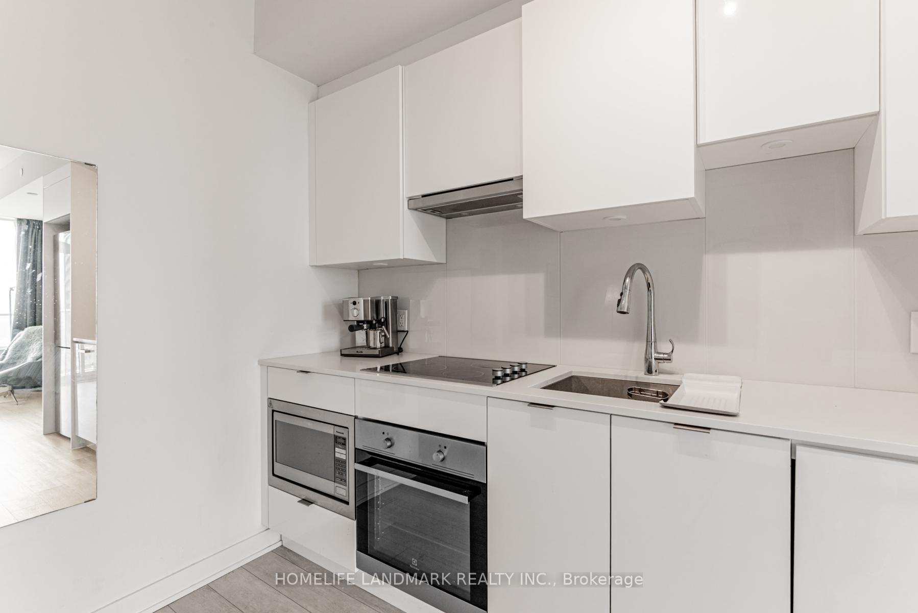 Photo 3 of Unit 2908, 195 Redpath Avenue, Toronto, Mount Pleasant West — HOMEH