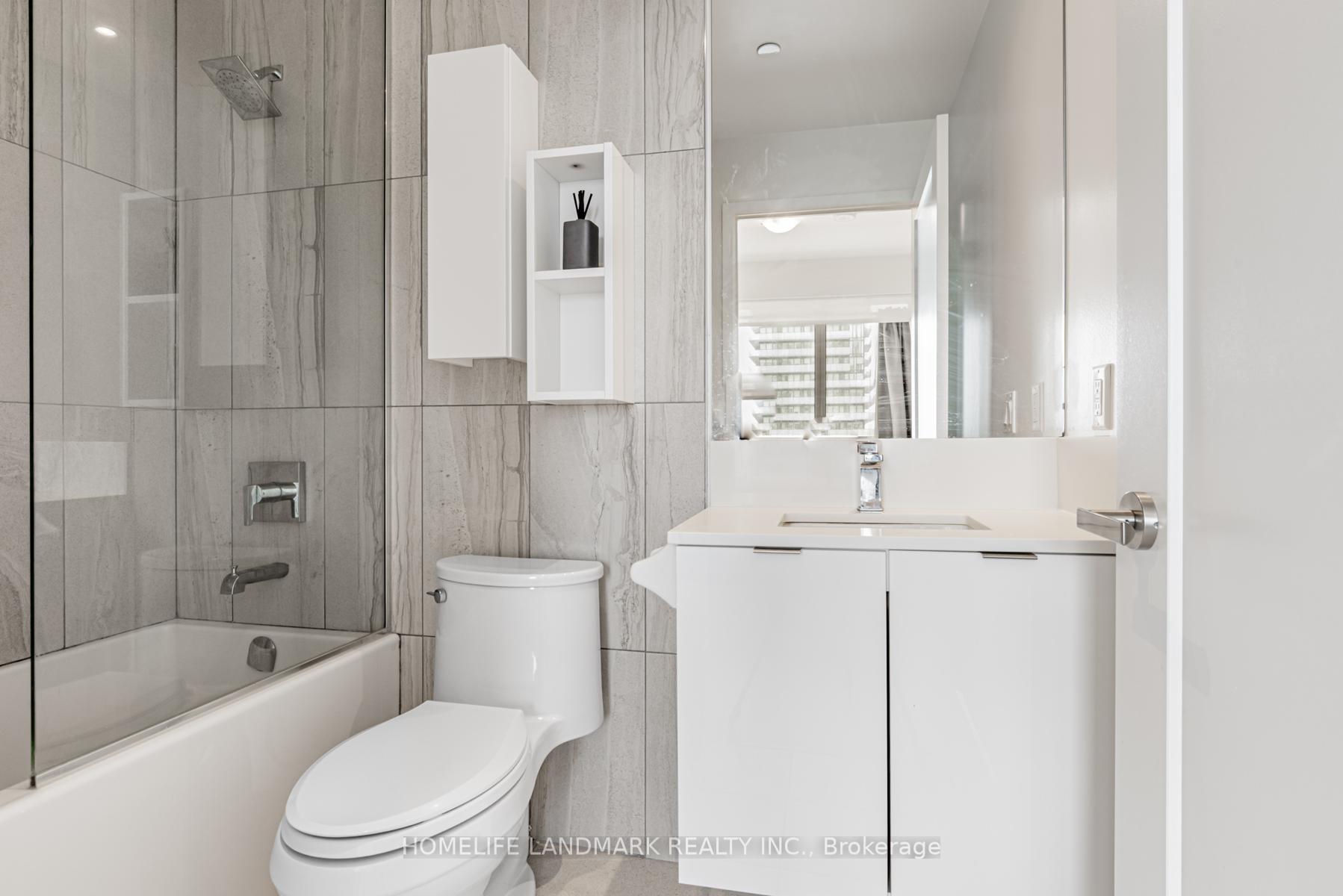 Photo 14 of Unit 2908, 195 Redpath Avenue, Toronto, Mount Pleasant West — HOMEH