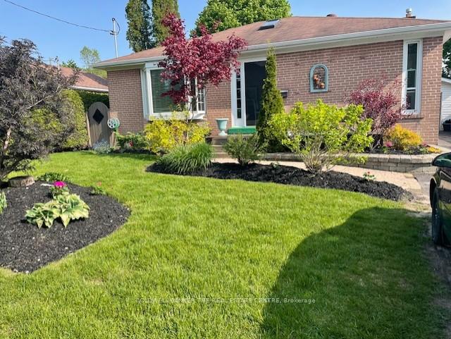 Photo 1 of 22 Stoddart Drive S, Aurora, Aurora Highlands — HOMEH