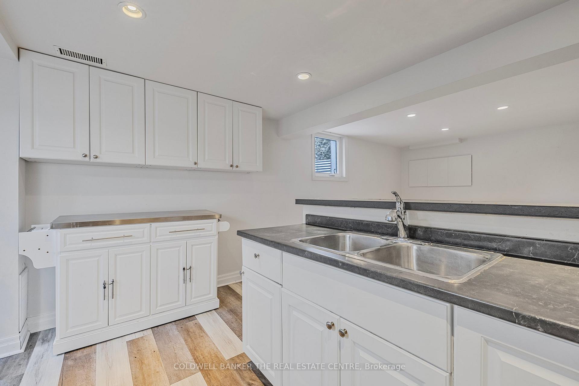 Photo 26 of 22 Stoddart Drive S, Aurora, Aurora Highlands — HOMEH