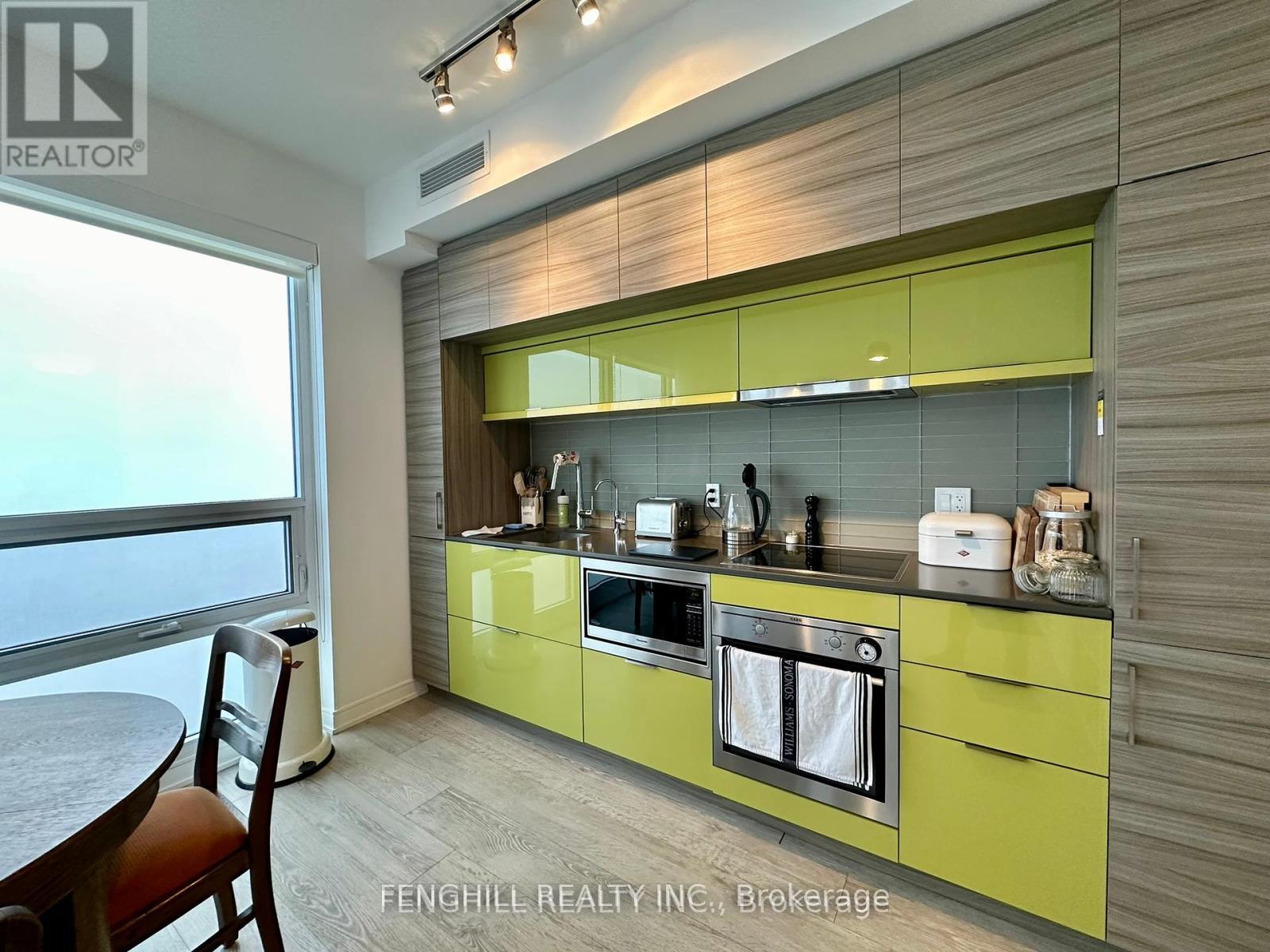 Photo 5 of Unit 4404, 88 Scott Street, Toronto, Church-Yonge Corridor — HOMEH