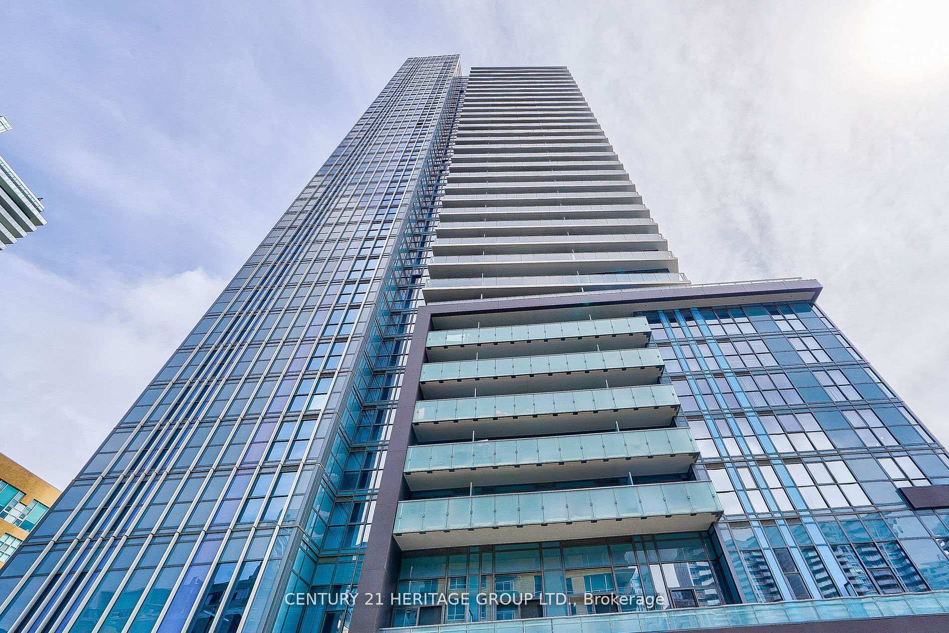 Photo 1 of Unit 804, 125 Redpath Avenue, Toronto, Mount Pleasant West — HOMEH