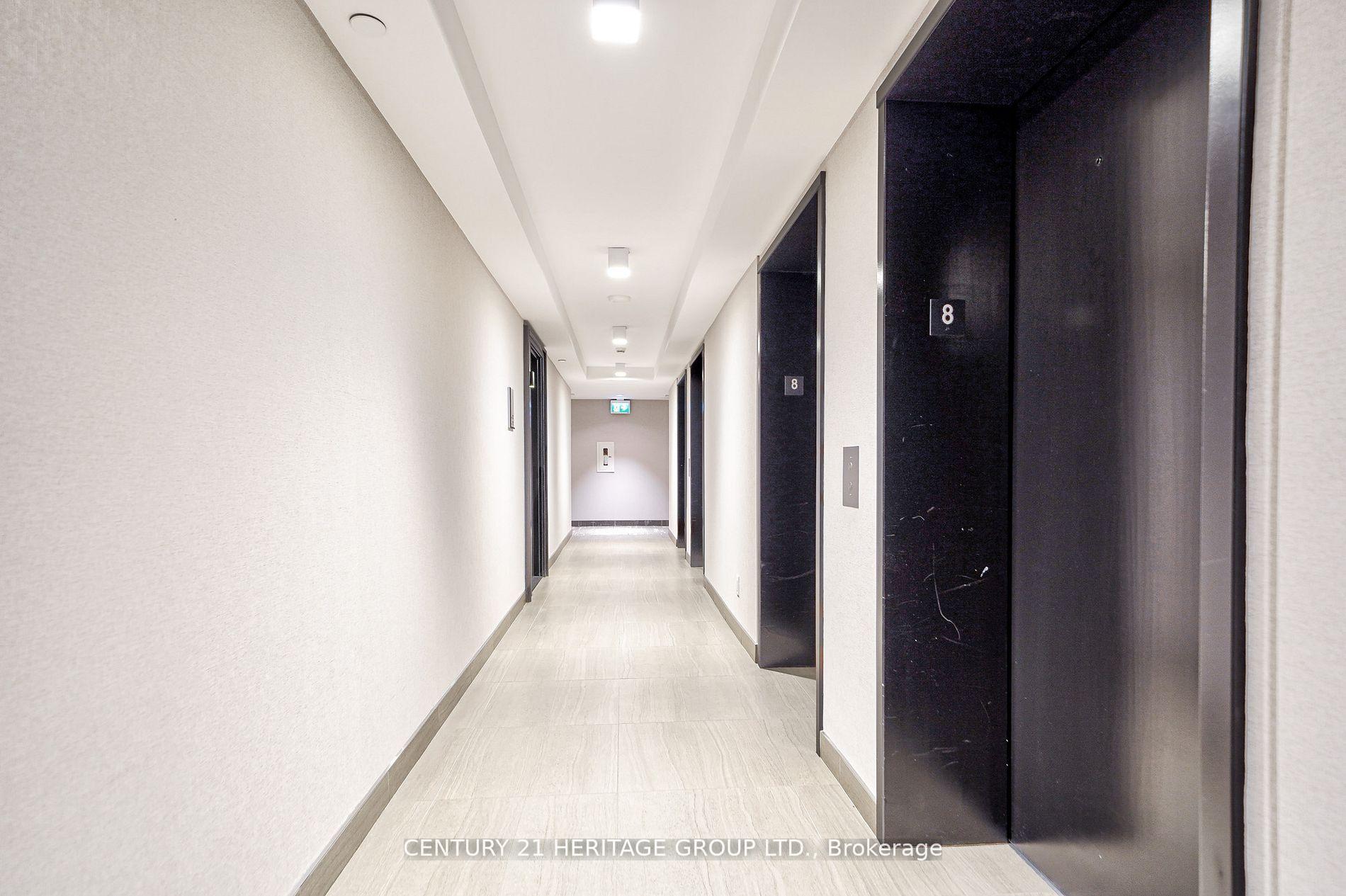 Photo 4 of Unit 804, 125 Redpath Avenue, Toronto, Mount Pleasant West — HOMEH