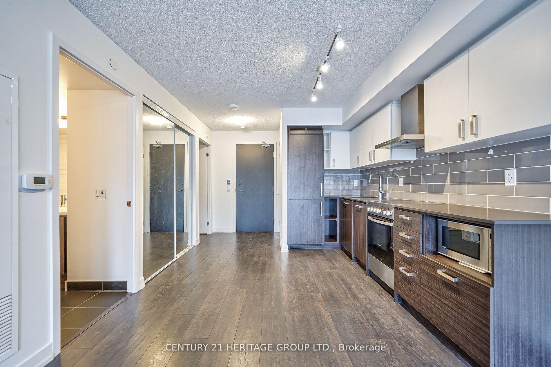 Photo 10 of Unit 804, 125 Redpath Avenue, Toronto, Mount Pleasant West — HOMEH