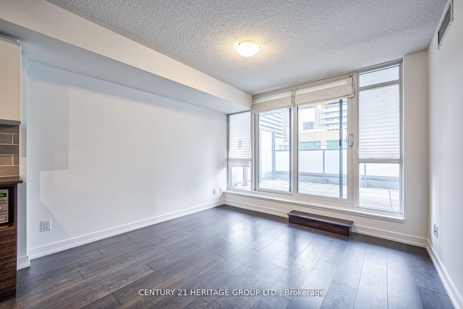 Photo 15 of Unit 804, 125 Redpath Avenue, Toronto, Mount Pleasant West — HOMEH