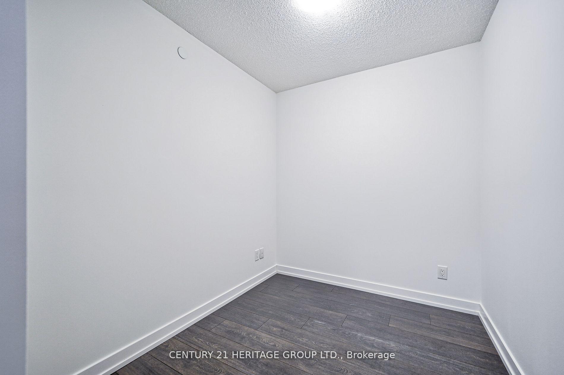 Photo 16 of Unit 804, 125 Redpath Avenue, Toronto, Mount Pleasant West — HOMEH