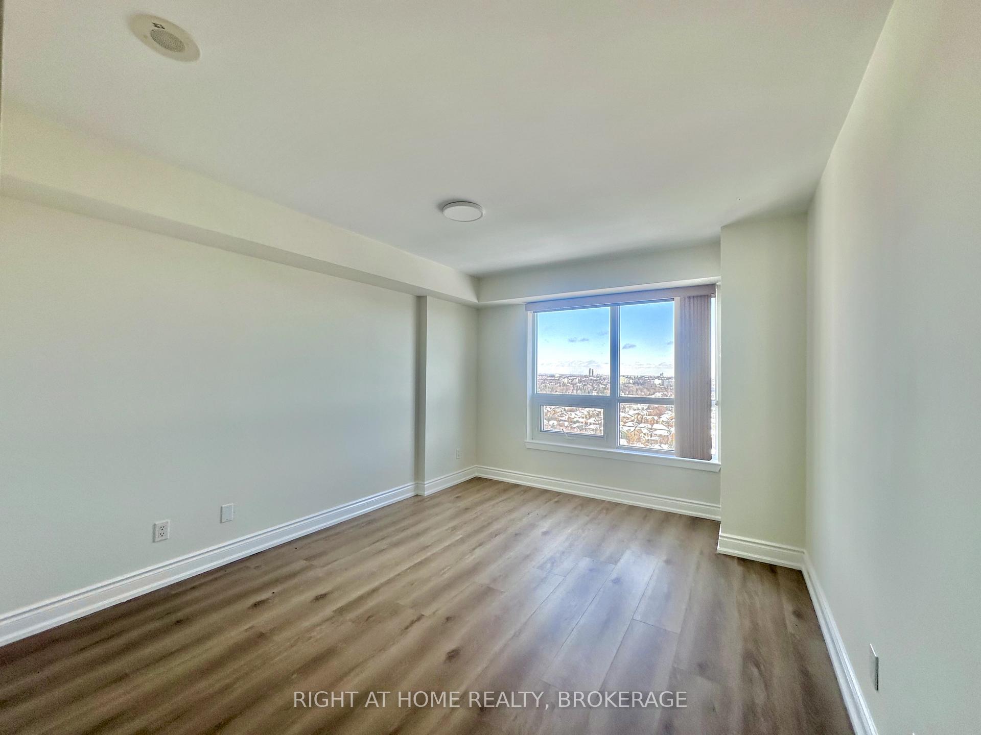 Photo 6 of Unit 1711, 7 North Park Road, Vaughan, Beverley Glen — HOMEH
