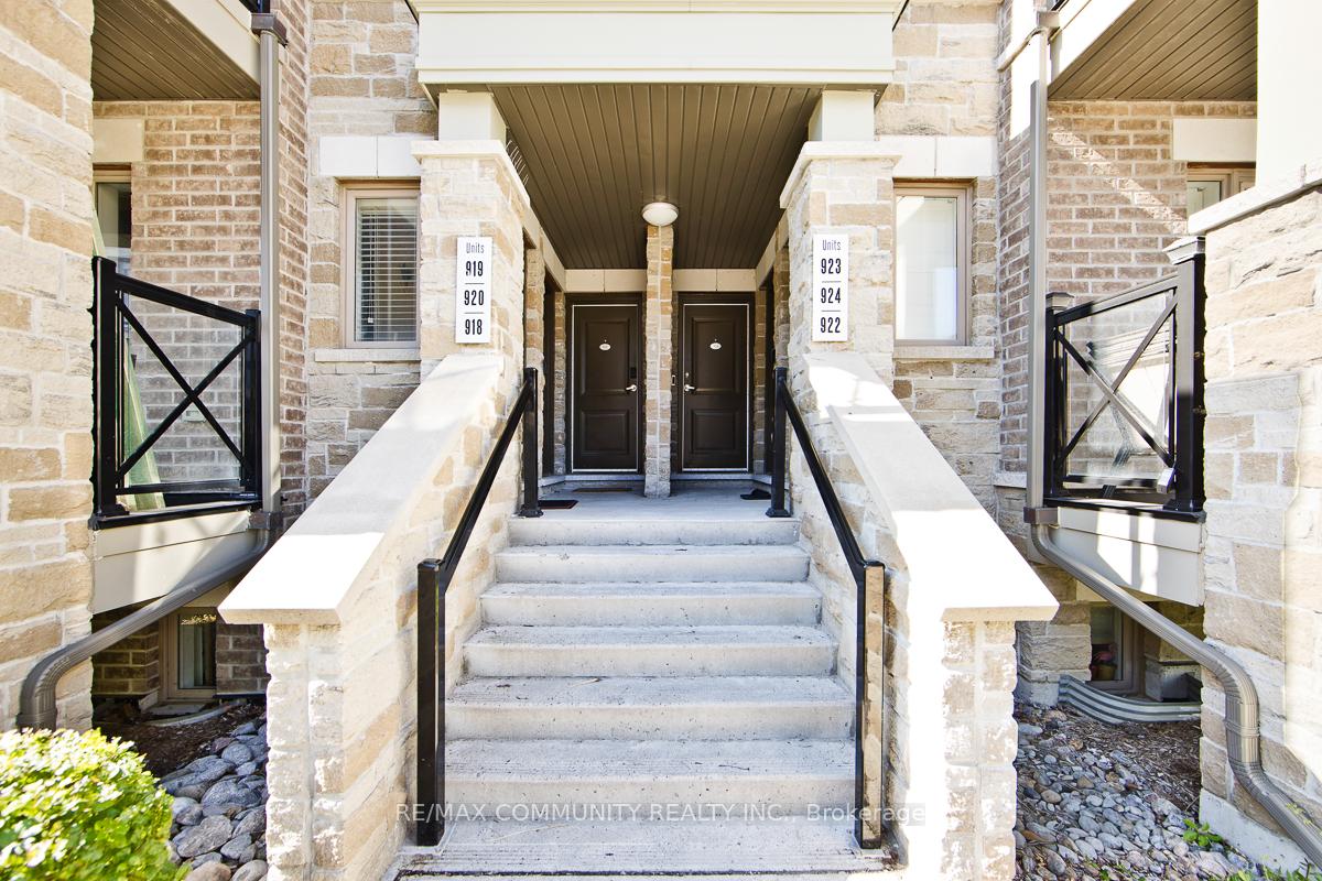 Photo 3 of Unit 922, 2 Blanche Lane, Markham, Cornell — HOMEH