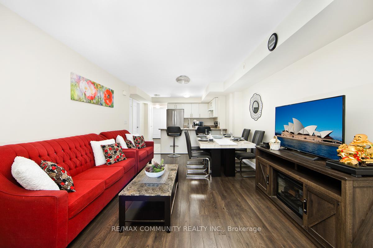 Photo 5 of Unit 922, 2 Blanche Lane, Markham, Cornell — HOMEH