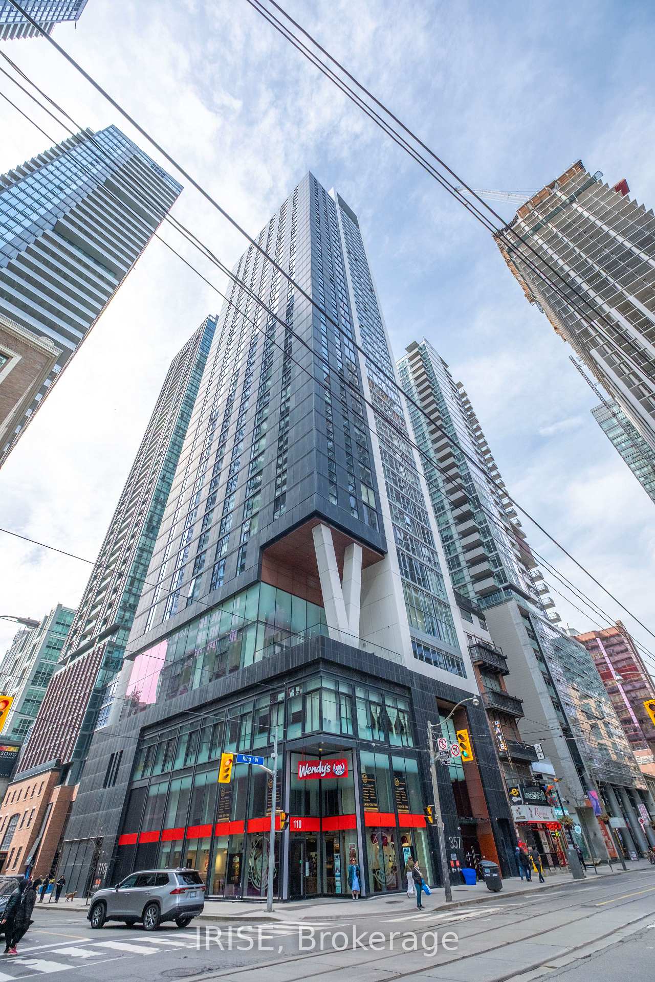 Front of Unit 1702, 357 King Street W