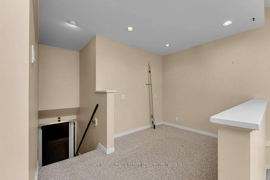Photo 19 of 170 Elmwood Drive, Gananoque — HOMEH