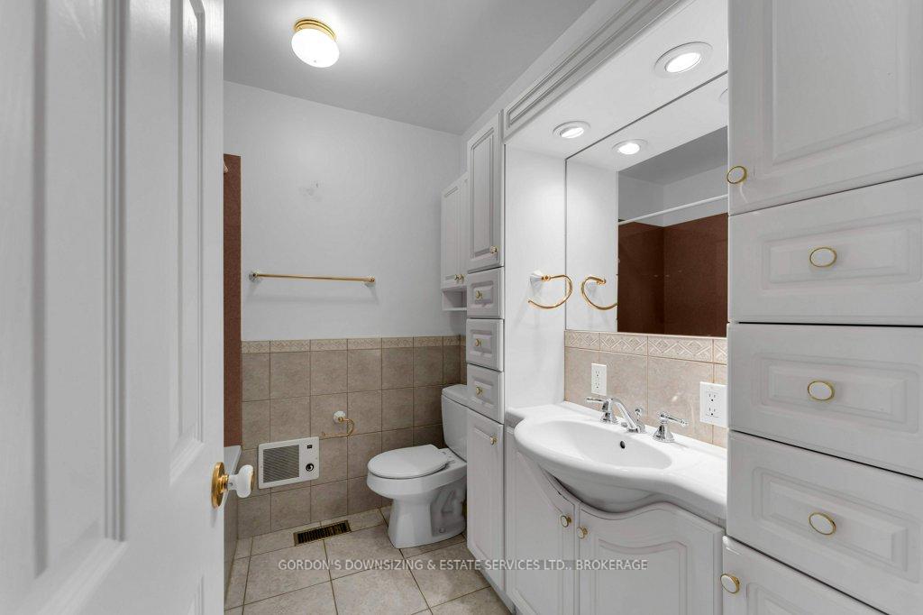 Photo 21 of 170 Elmwood Drive, Gananoque — HOMEH