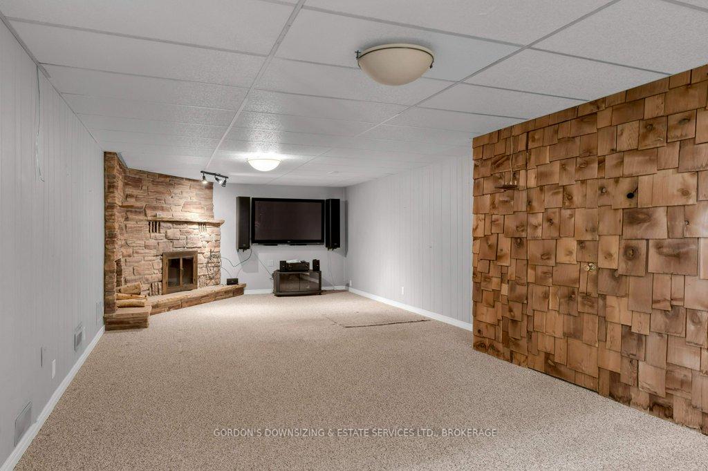 Photo 33 of 170 Elmwood Drive, Gananoque — HOMEH