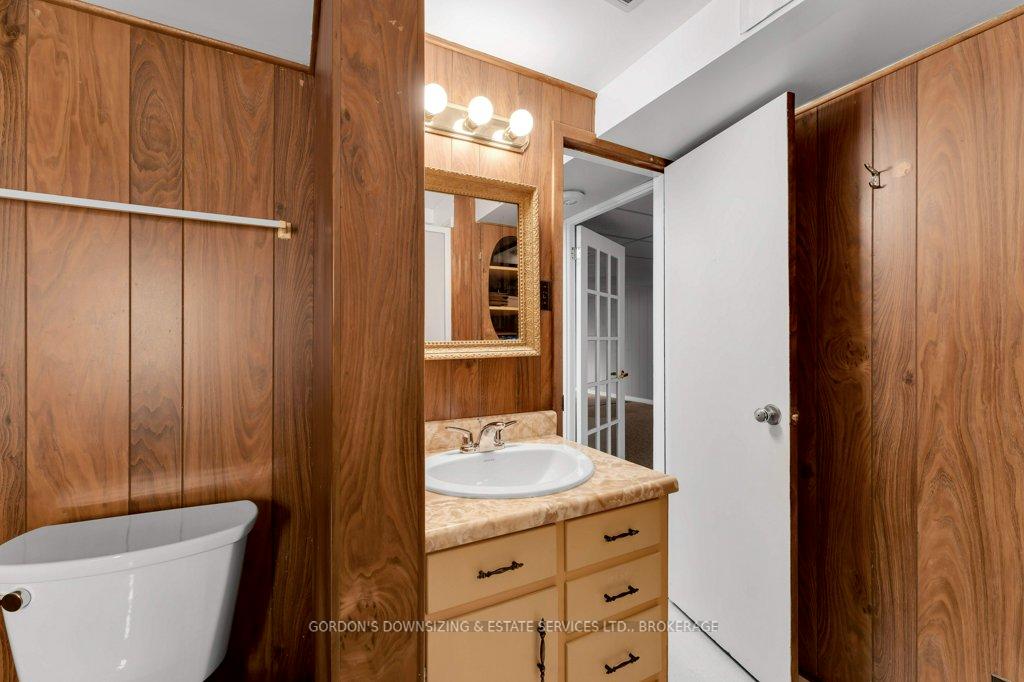 Photo 40 of 170 Elmwood Drive, Gananoque — HOMEH