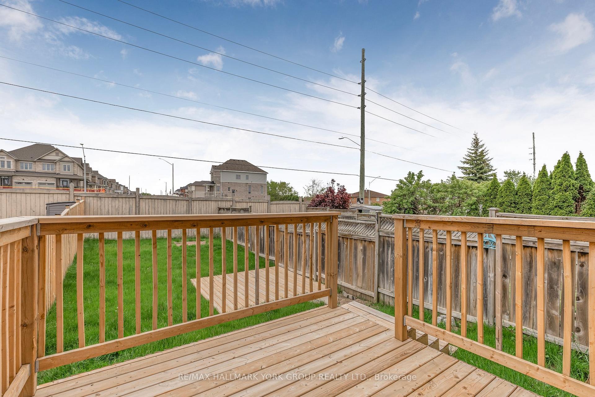 Photo 28 of 117 Nathan Crescent, Barrie, Painswick South — HOMEH