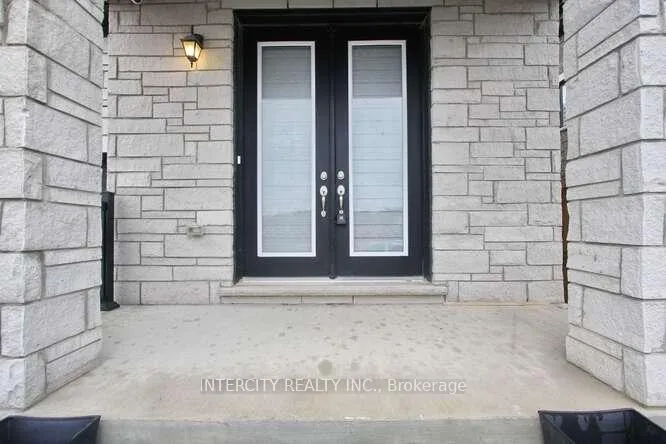 Photo 4 of 19 Galvin Avenue, Caledon, Rural Caledon — HOMEH