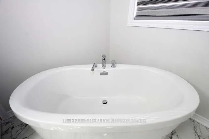 Photo 37 of 19 Galvin Avenue, Caledon, Rural Caledon — HOMEH
