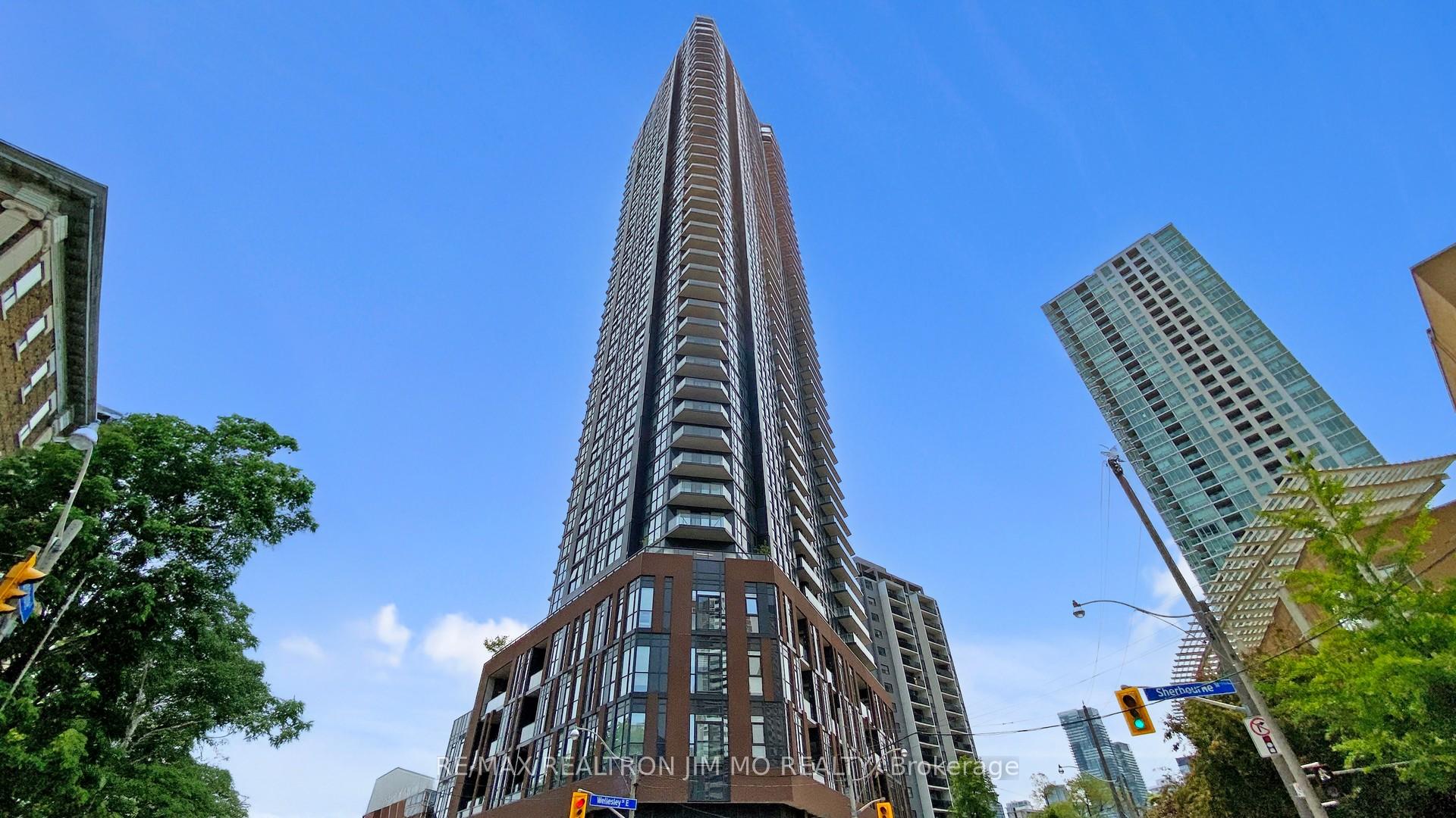Photo 1 of Unit 401, 159 Wellesley Street E, Toronto, Cabbagetown-South St. James Town — HOMEH