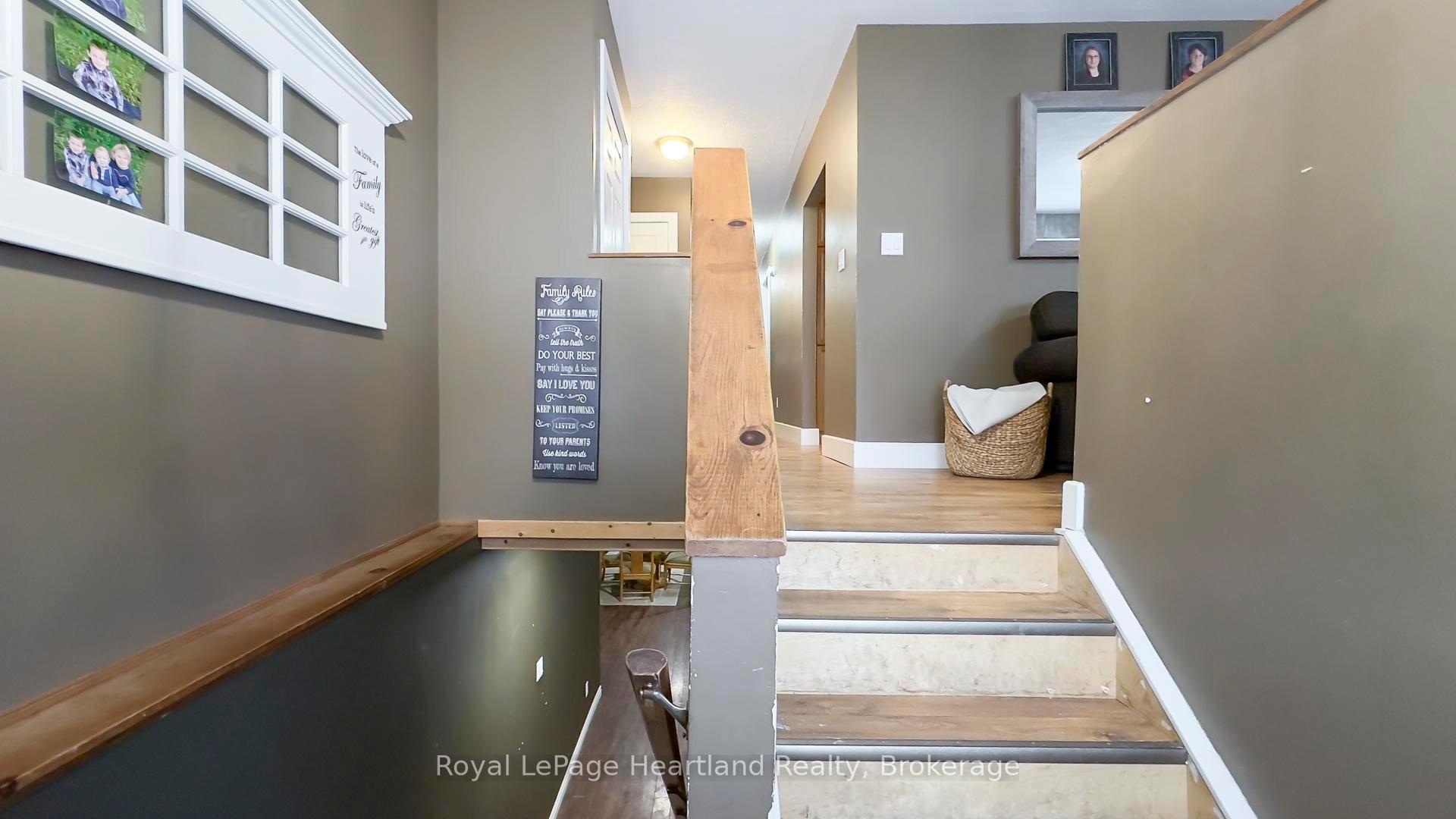 Photo 2 of 223 Bennett Street E, Goderich, Goderich (Town) — HOMEH