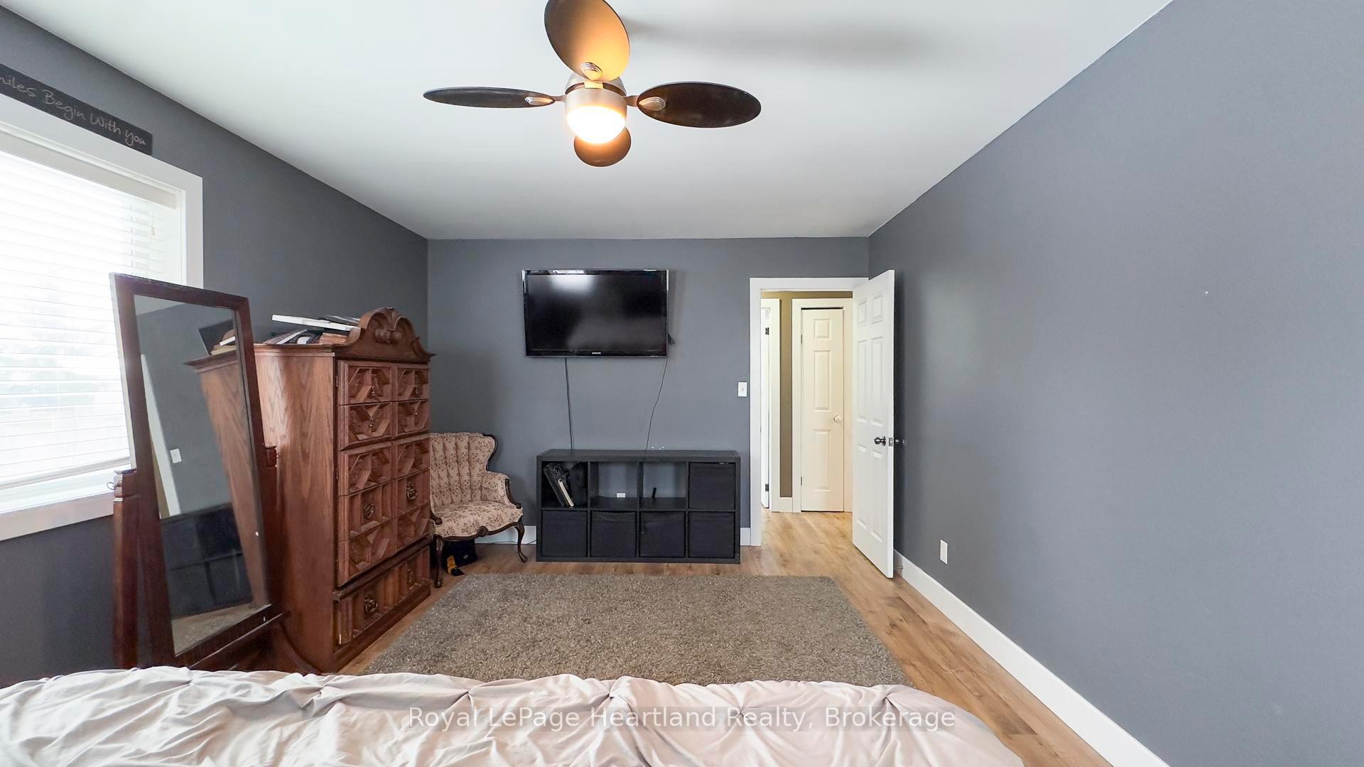 Photo 15 of 223 Bennett Street E, Goderich, Goderich (Town) — HOMEH