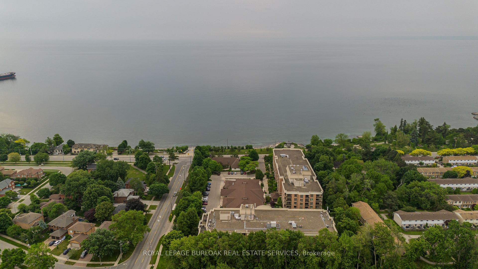 Photo 4 of Unit 2407, 100 Burloak Drive, Burlington, Appleby — HOMEH