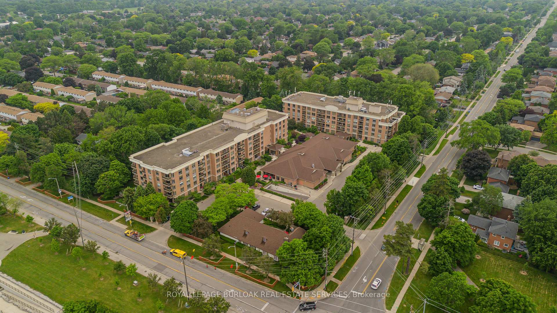 Photo 11 of Unit 2407, 100 Burloak Drive, Burlington, Appleby — HOMEH