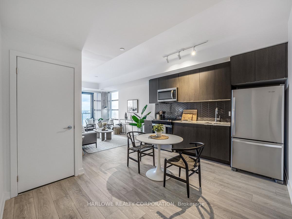 Photo 5 of Unit 903 A, 1606 Charles Street, Whitby, Port Whitby — HOMEH