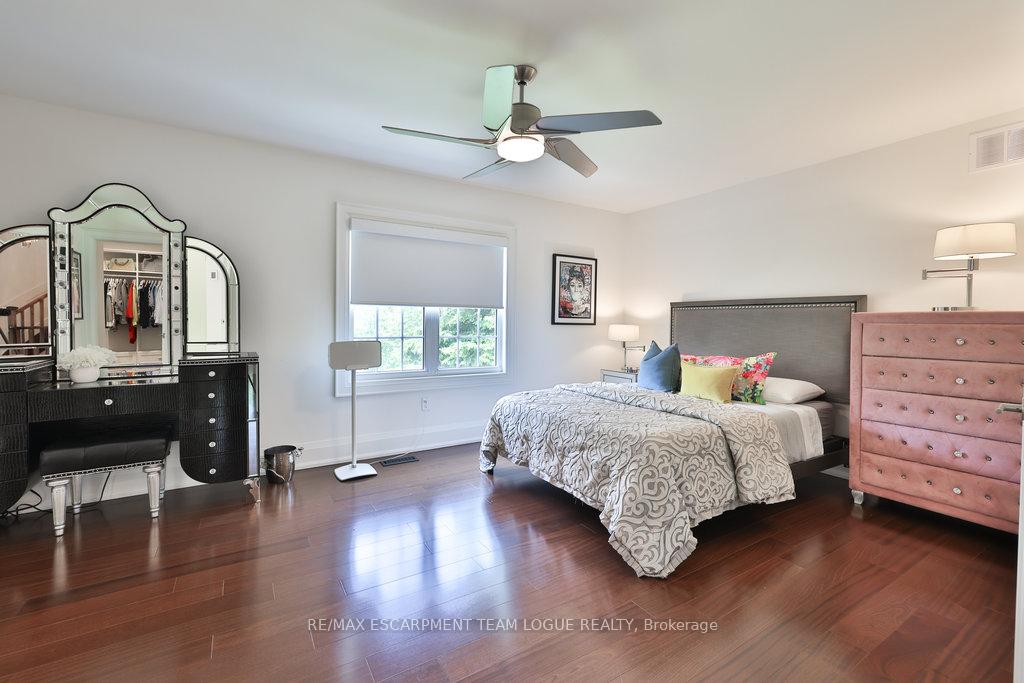 Photo 15 of Unit 4, 4211 Millcroft Park Drive, Burlington, Rose — HOMEH
