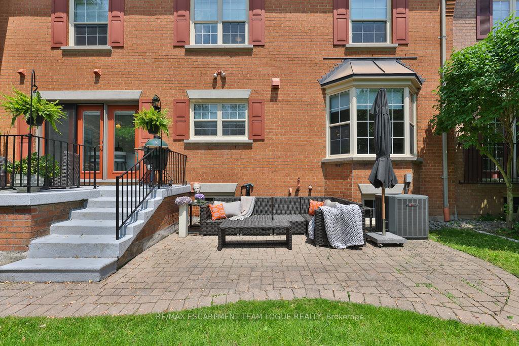 Photo 27 of Unit 4, 4211 Millcroft Park Drive, Burlington, Rose — HOMEH