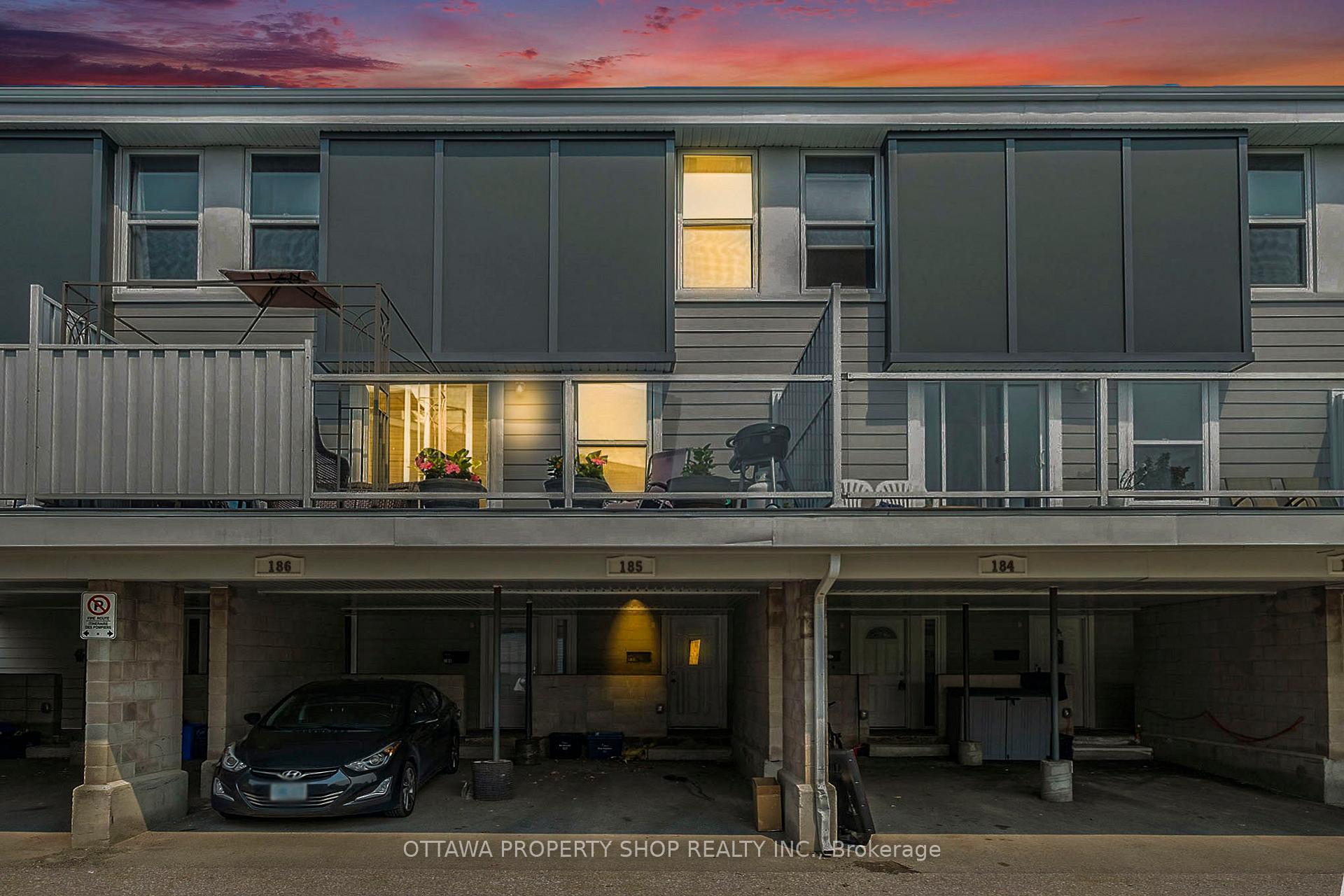 Front of Unit 185, 825 Cahill Drive W
