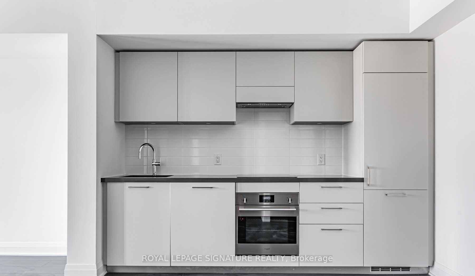 Photo 3 of Unit 416, 33 Frederick Todd Way, Toronto, Thorncliffe Park — HOMEH