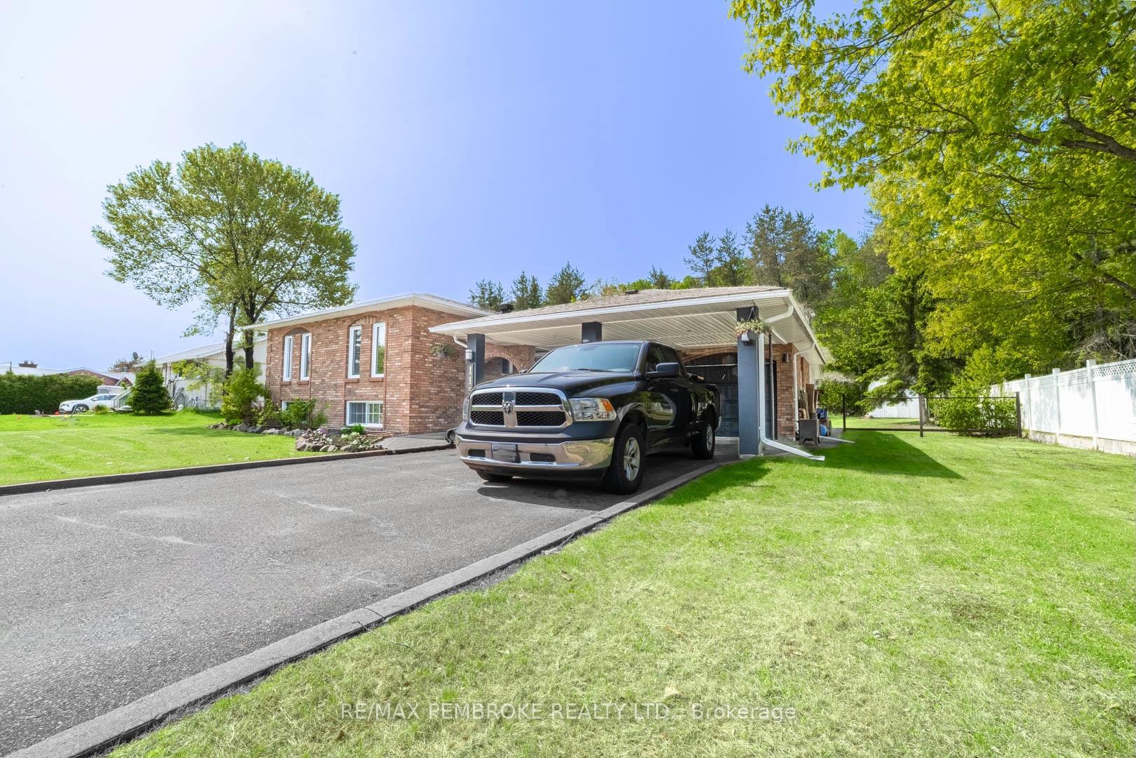 Photo 4 of 115 Mckee Road, Deep River — HOMEH