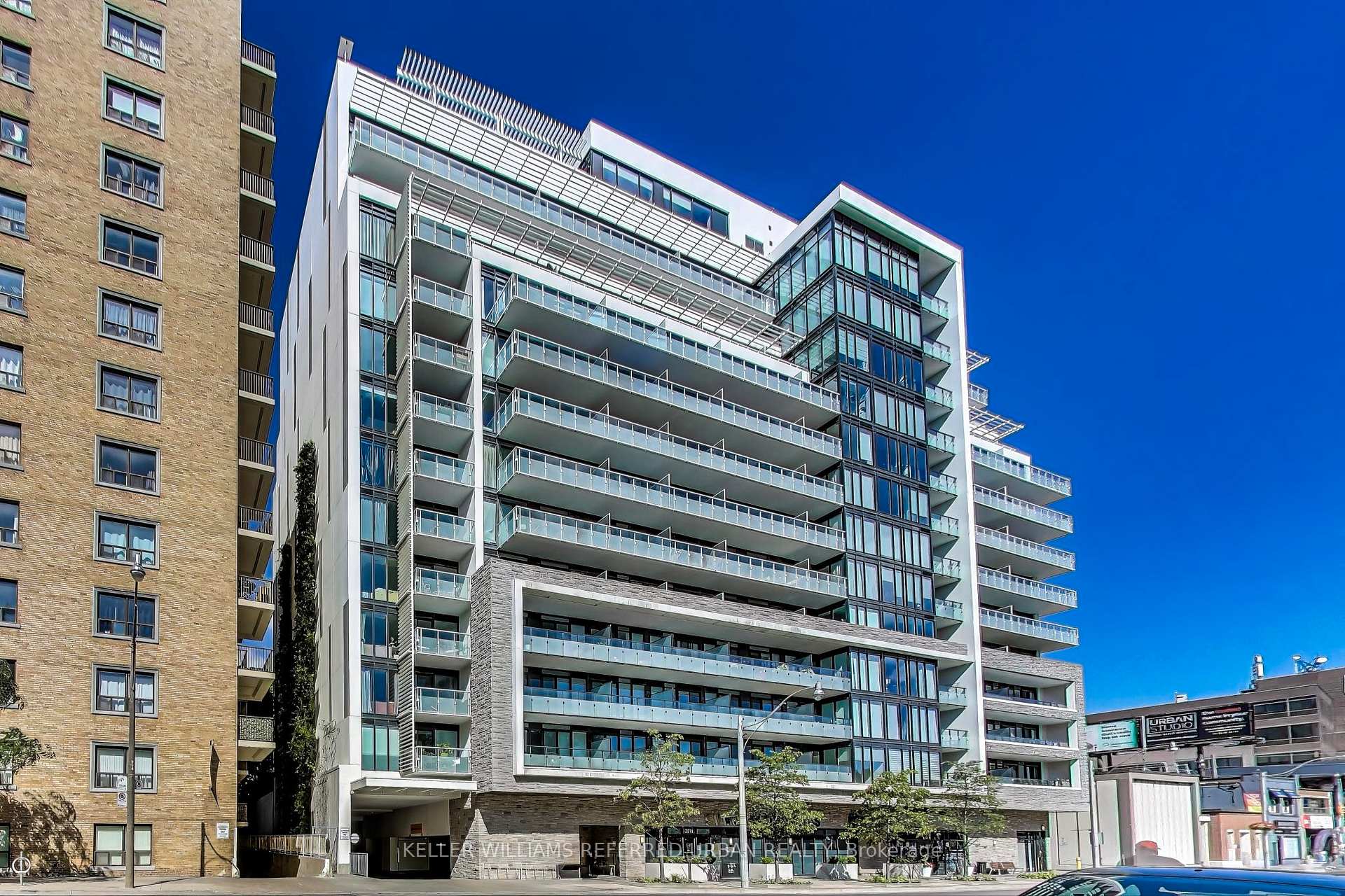 Front of Unit 1015, 3018 Yonge Street