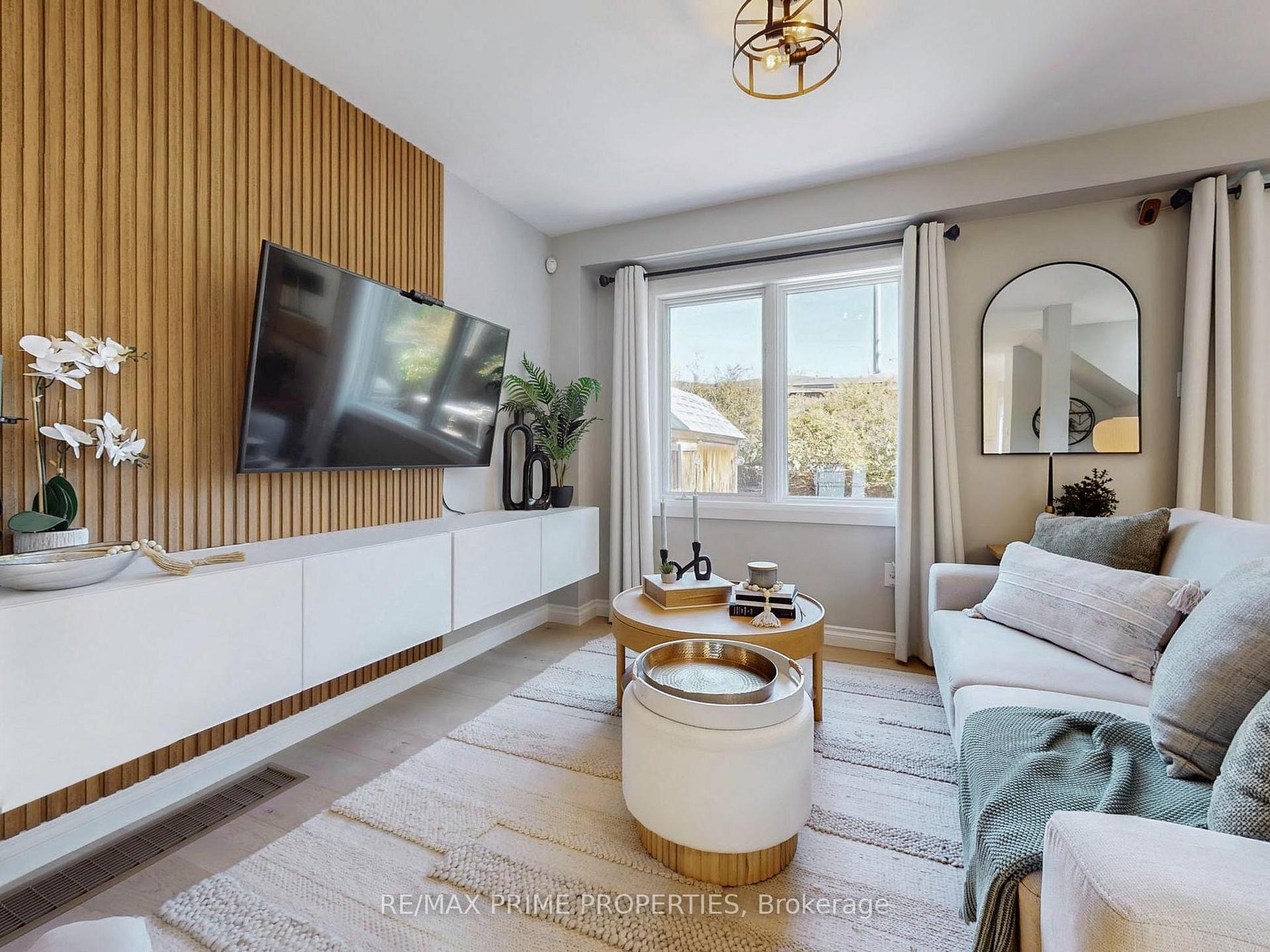 Photo 5 of 49 Marmill Way, Markham, Old Markham Village — HOMEH