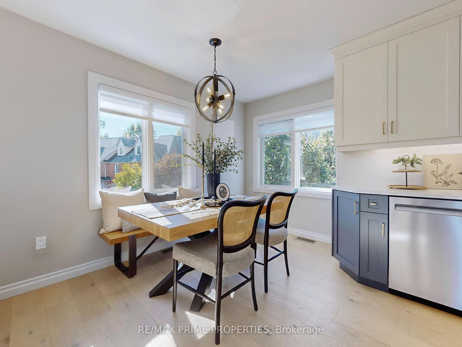 Photo 15 of 49 Marmill Way, Markham, Old Markham Village — HOMEH