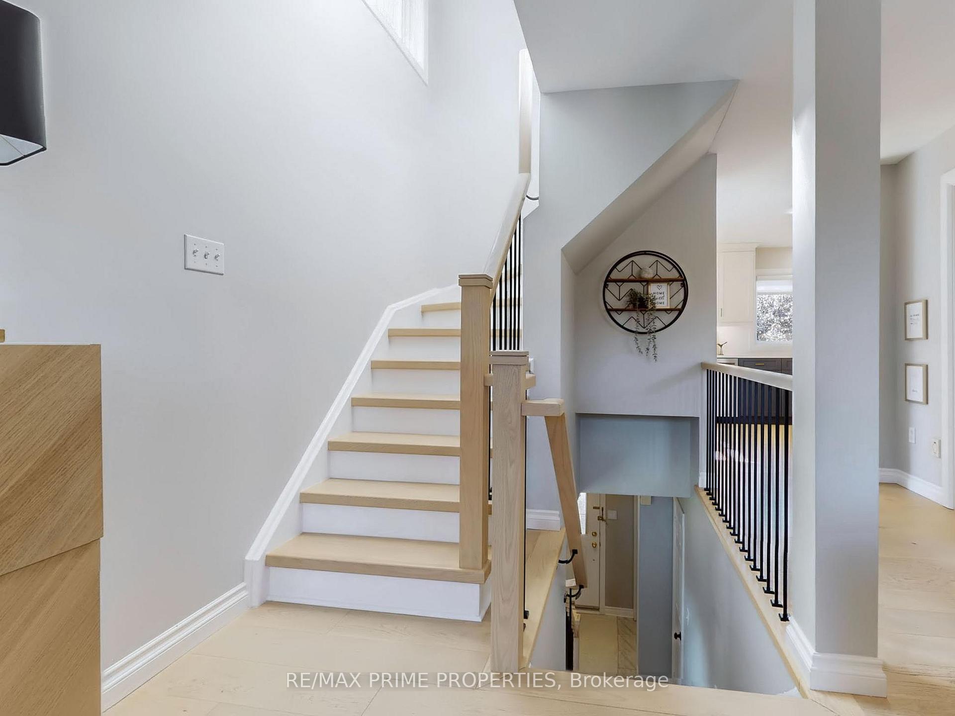Photo 20 of 49 Marmill Way, Markham, Old Markham Village — HOMEH