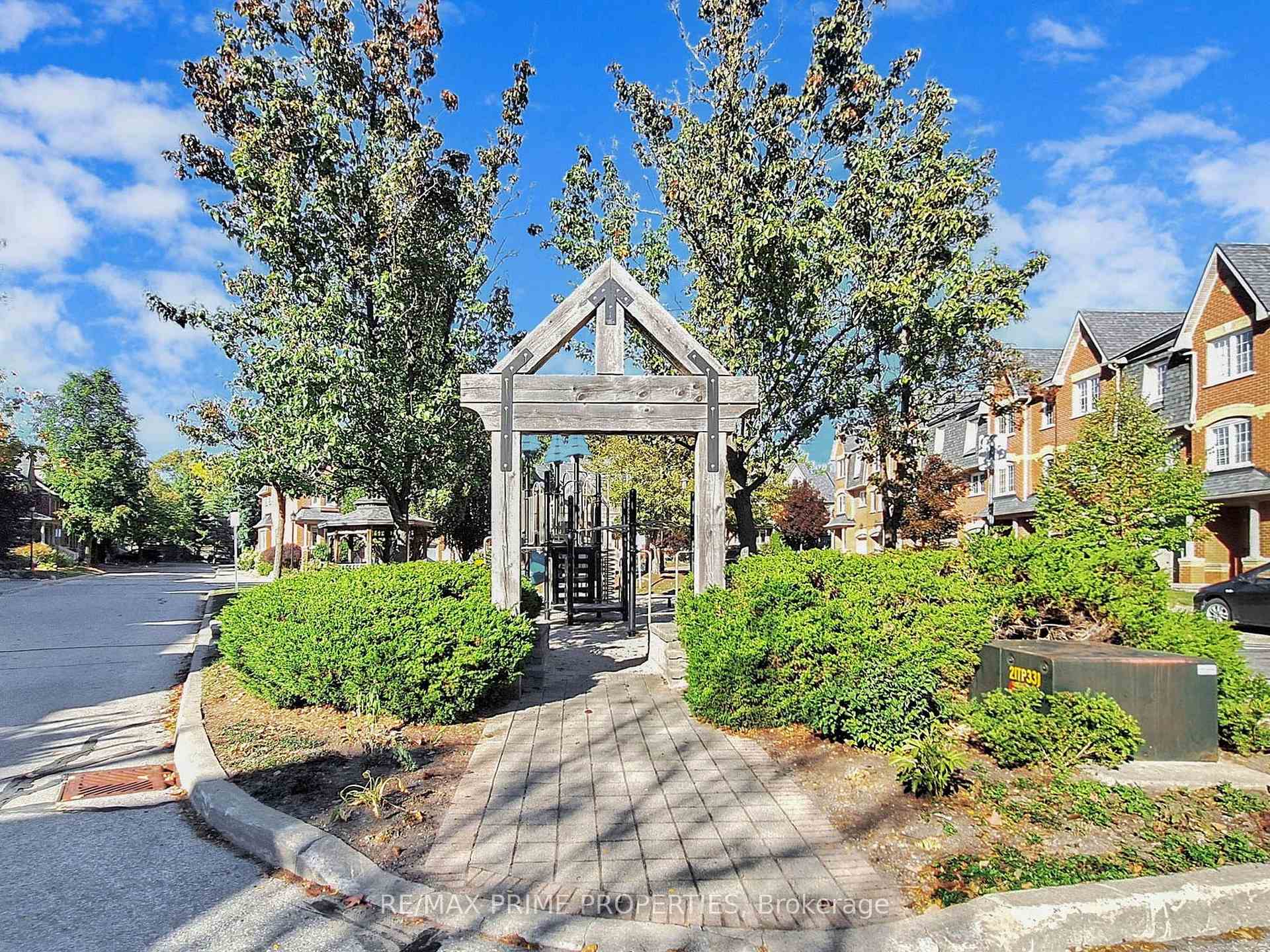 Photo 44 of 49 Marmill Way, Markham, Old Markham Village — HOMEH
