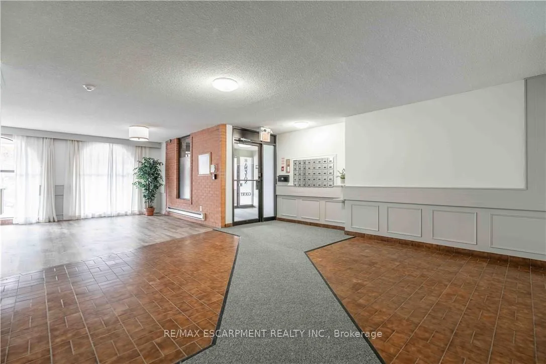 Photo 5 of Unit 502, 23 Main Street, Hamilton, Dundas — HOMEH