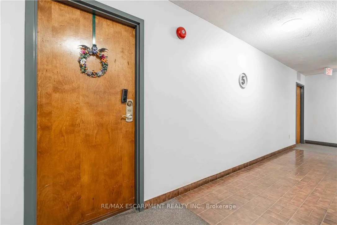 Photo 10 of Unit 502, 23 Main Street, Hamilton, Dundas — HOMEH